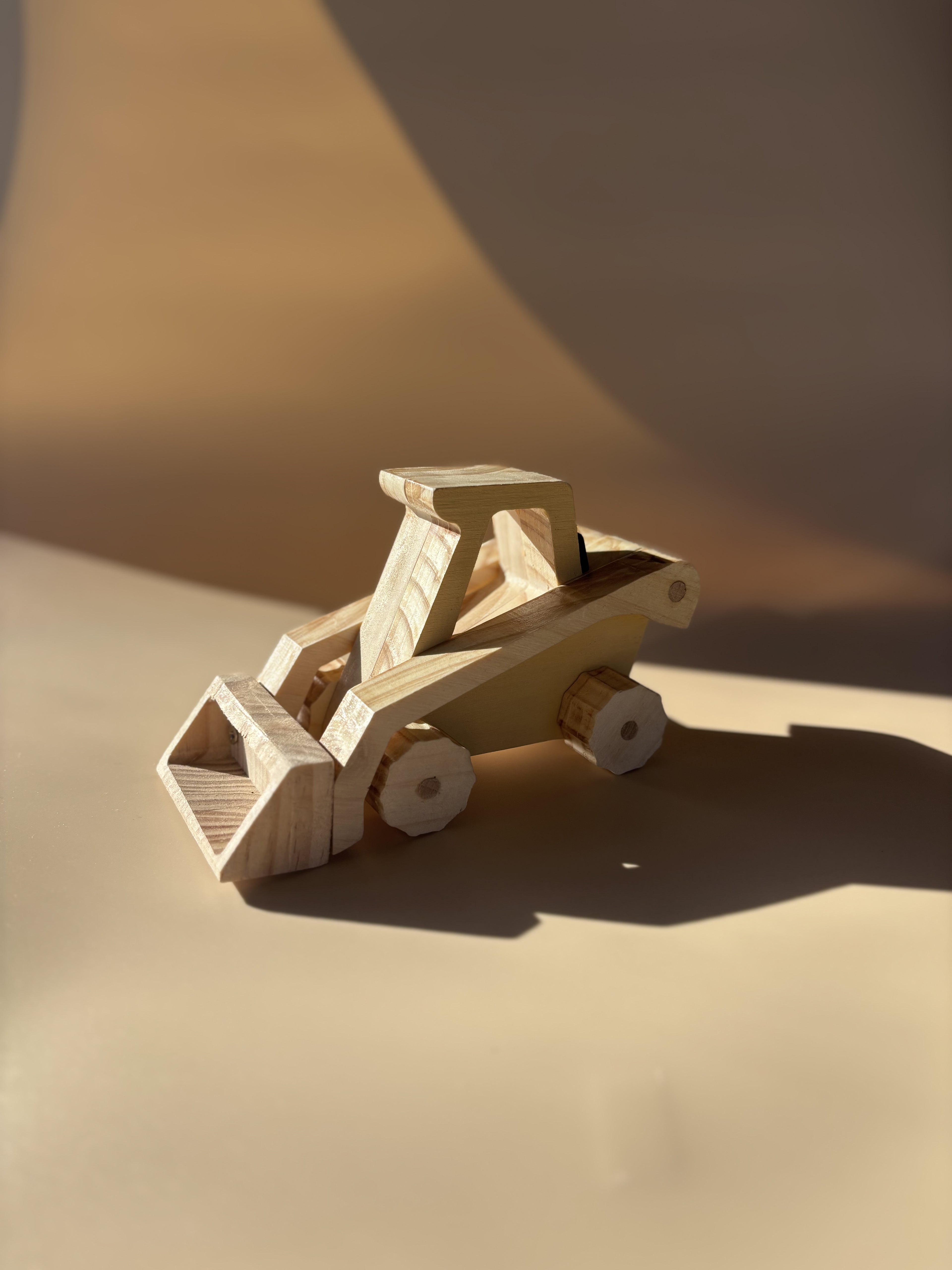 Pala excavadora madera