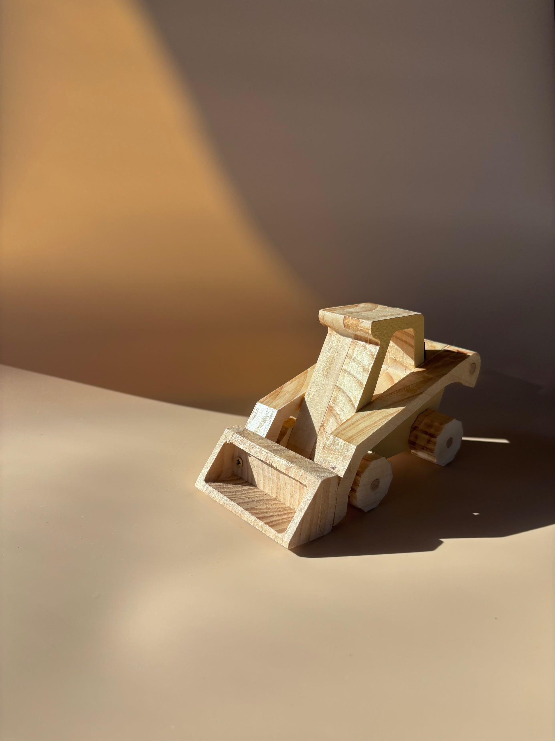 Pala excavadora madera